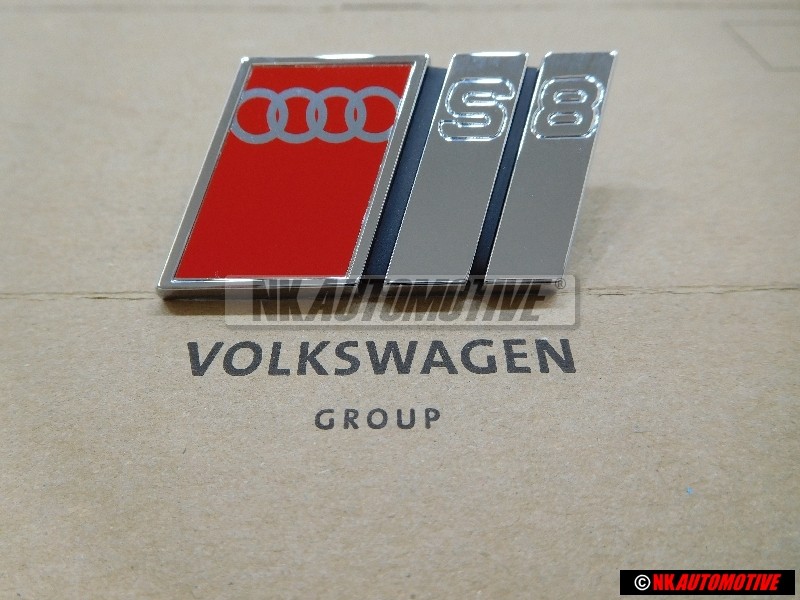 Audi Originale S8 Fronte Logo Emblema Scritta Cromo Rosso - 4D0853736A 2ZZ