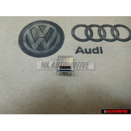 Audi Originale Graffa - 8A0853645