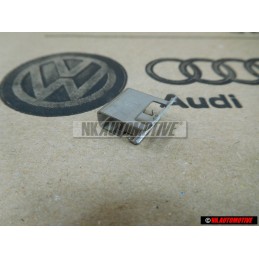 Audi Originale Graffa - 8A0853645
