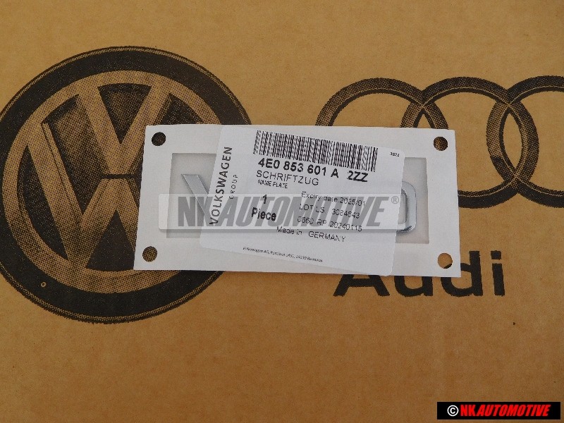 Audi Originale V10 Lato Logo Emblema Simbolo Cromo - 4E0853601A 2ZZ