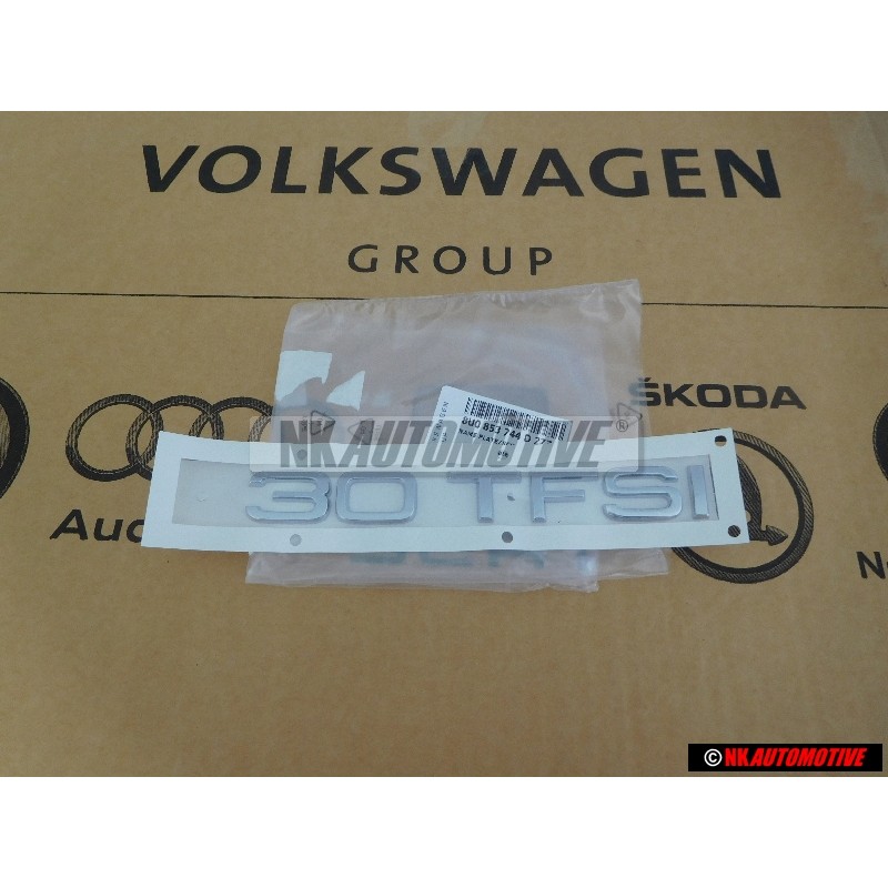 Audi Originale 30 TFSI Posteriore Logo Emblema Scritta Cromo - 8U0853744D 2ZZ