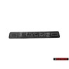 Audi Originale QUATTRO Cruscotto Logo Emblema Scritta Nero - 857853681A 01C