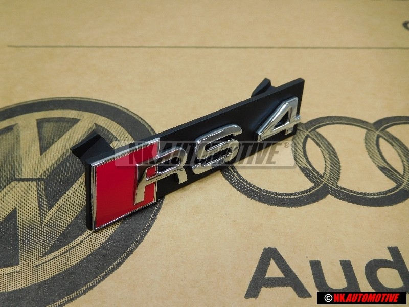 Audi Originale RS4 Fronte Logo Emblema Scritta Nero Cromo Rosso - 8E0853736E 2ZZ